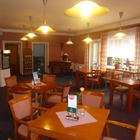 Hotel Zatisi Франтишкови-Лазне Экстерьер фото